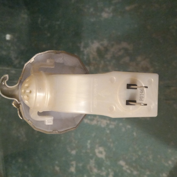 Bath and body works faux marble pumpkin wallflower plug-in - Picture 2 of 2